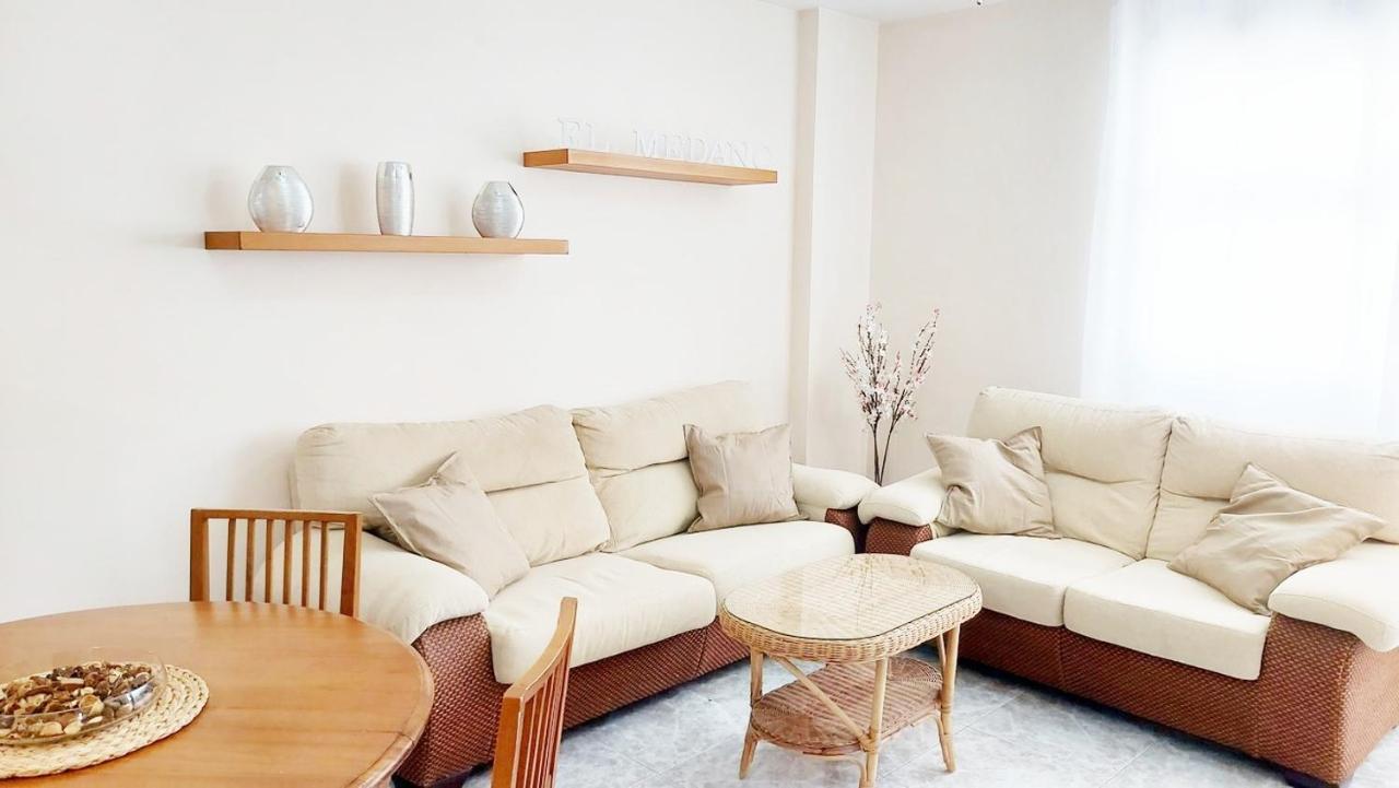 Centric 2 Bedrooms Apartment Near To The Beach - By Tenerifehints El Médano Kültér fotó