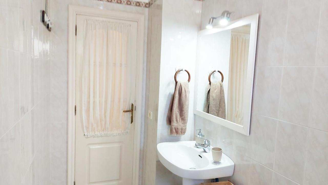 Centric 2 Bedrooms Apartment Near To The Beach - By Tenerifehints El Médano Kültér fotó