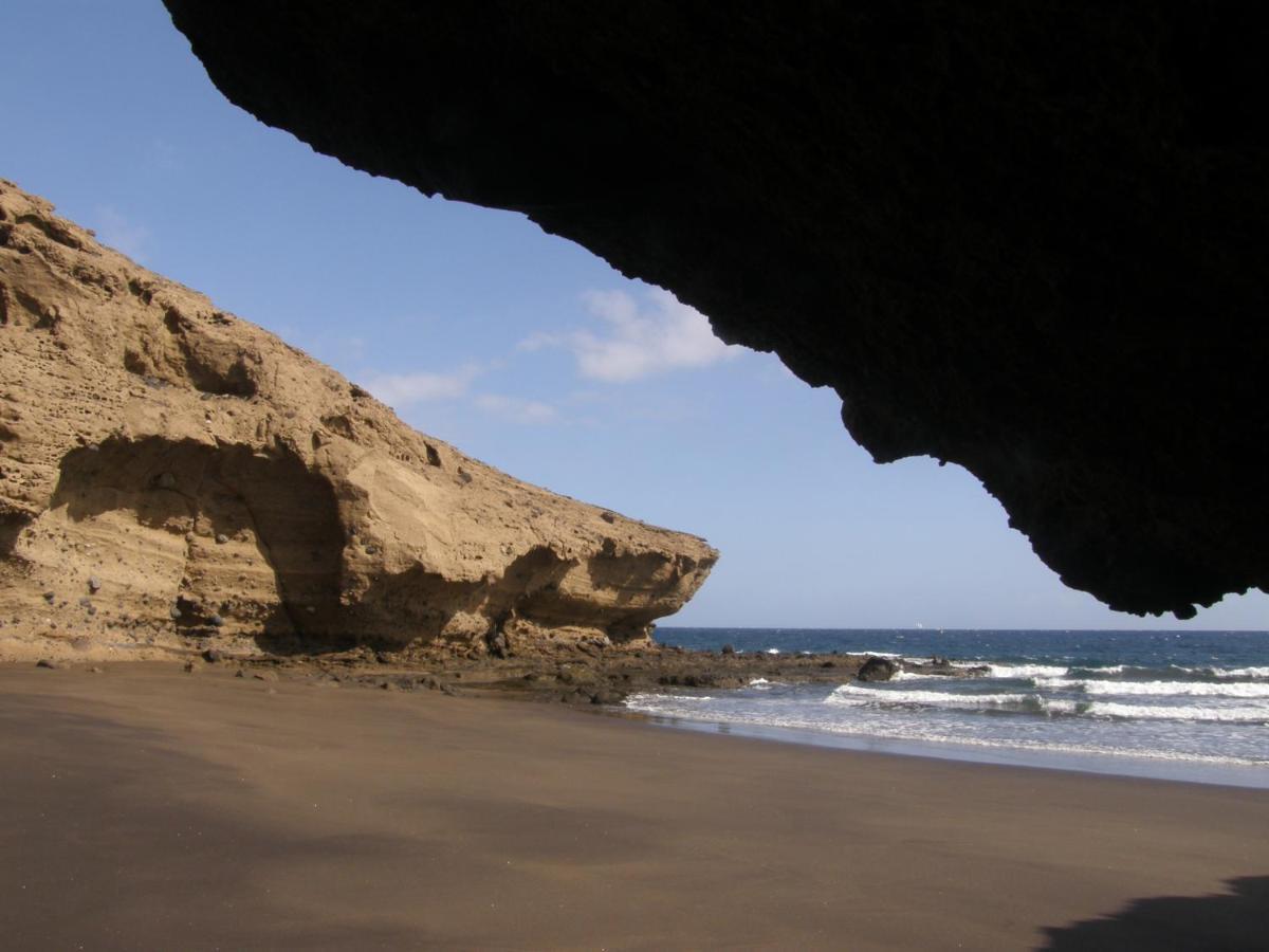 Centric 2 Bedrooms Apartment Near To The Beach - By Tenerifehints El Médano Kültér fotó